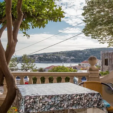 Πανσιόν Anita Sumartin