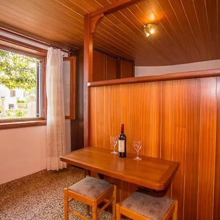 Anita بيت ضيافة سومارتين