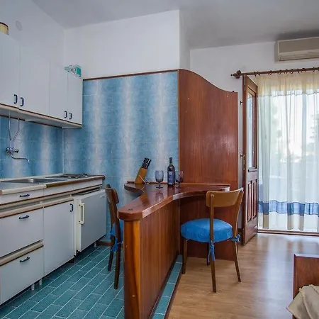 Anita بيت ضيافة سومارتين