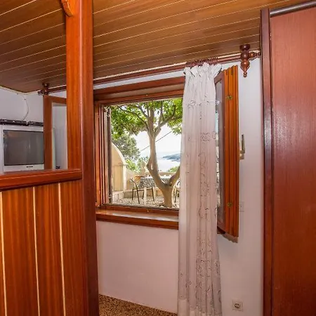 Πανσιόν Anita Sumartin