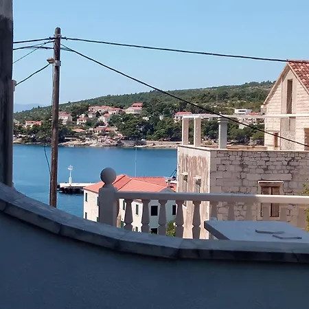 Anita Πανσιόν